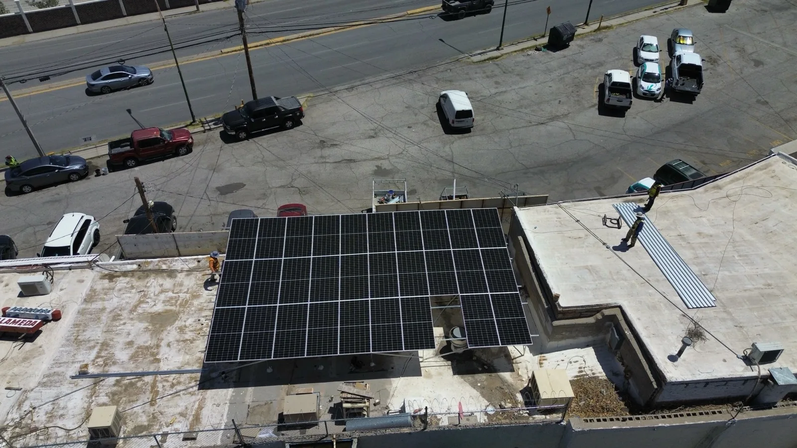 Paneles solares local comercial 350 Sucursal Terziano