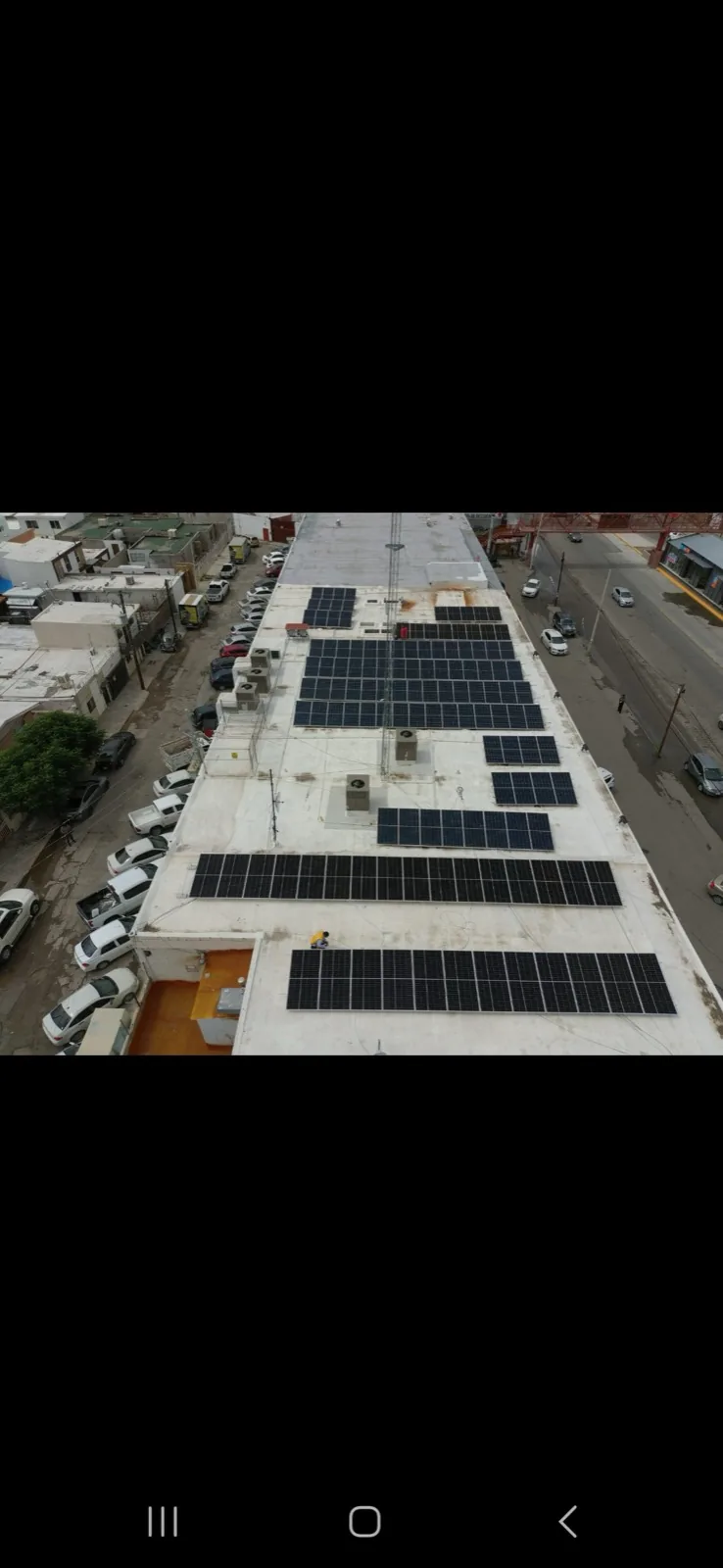 Paneles solares local comercial Steren Tecnológico